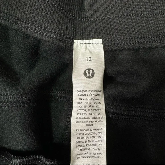 Lululemon Scuba Hogger Pants High Rise Relaxed Black Size 12 NWT - Picture 9 of 10